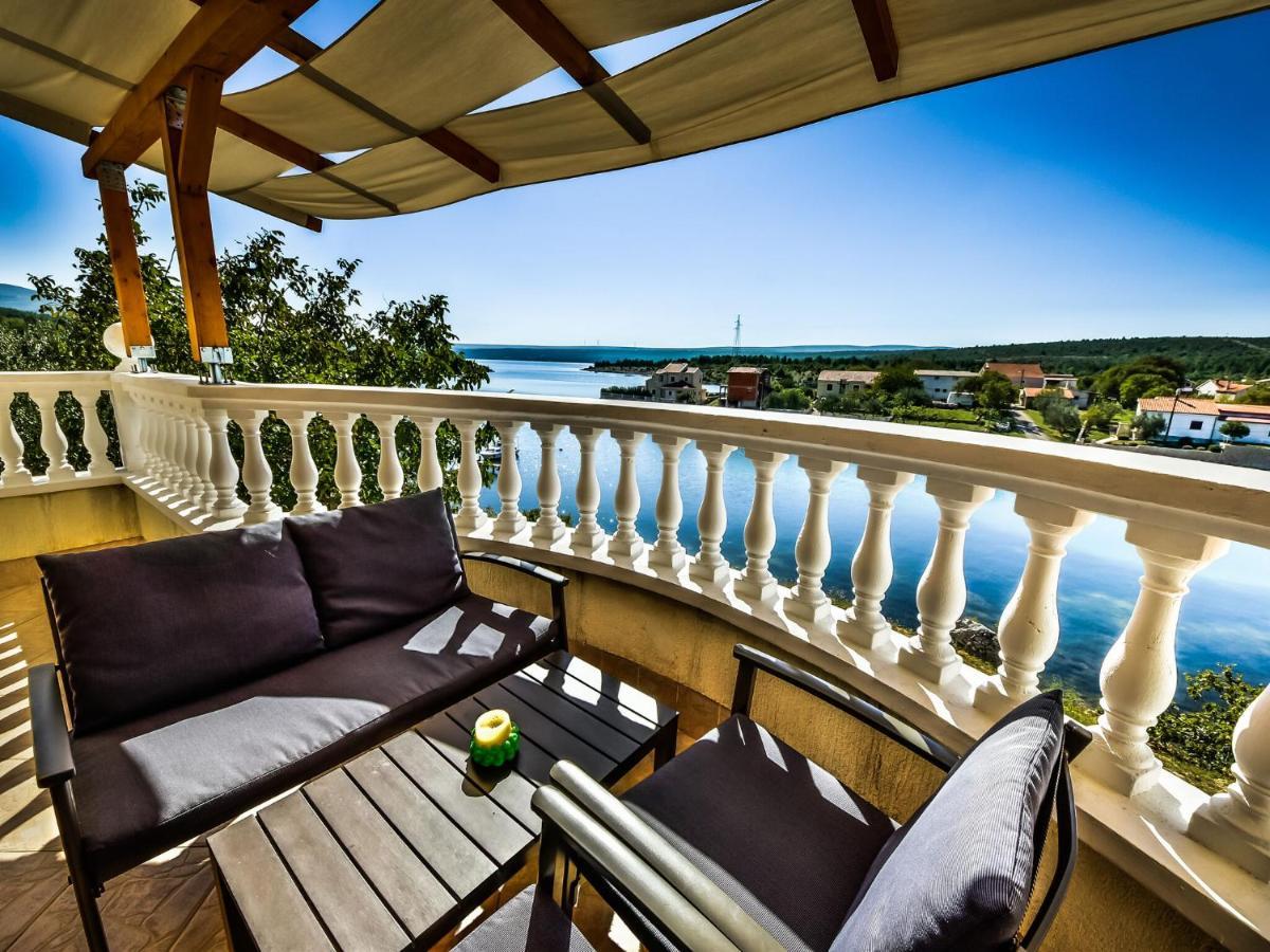 Cozy Holiday Home In Krusevo With Garden Экстерьер фото