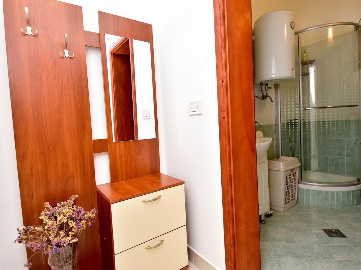 Cozy Holiday Home In Krusevo With Garden Экстерьер фото